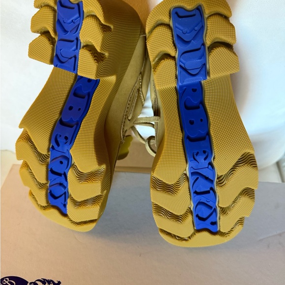 Burberry stride Loafers size EU 36.5 - Picture 2 of 9